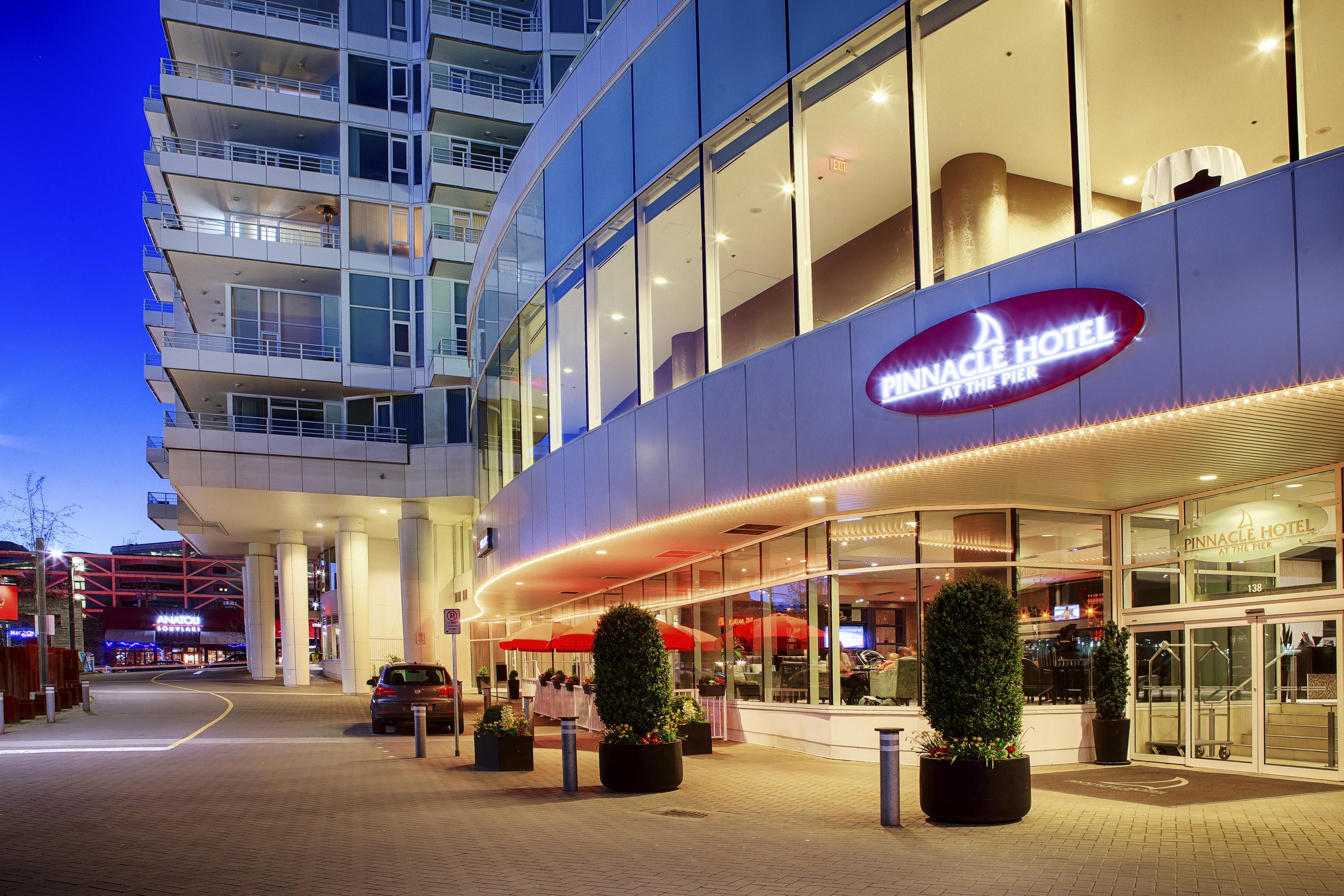 Pinnacle At The Pier 5*