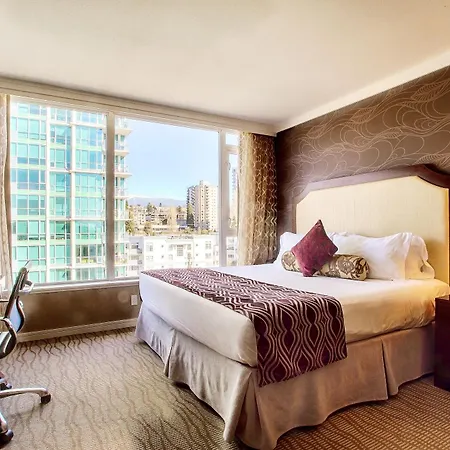 Pinnacle Hotel At The Pier North Vancouver Exterior photo A guest room at the MGM Grand